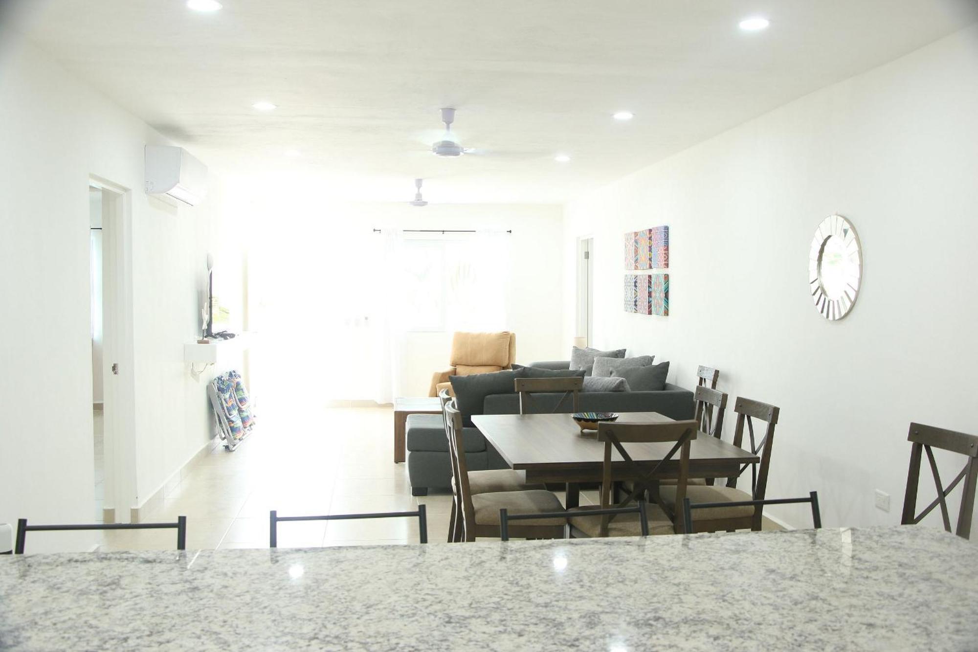 Edifico Con Departamentos Amplios Cerca De La Playa Apartment ปัวร์โตโมเรลอส ภายนอก รูปภาพ