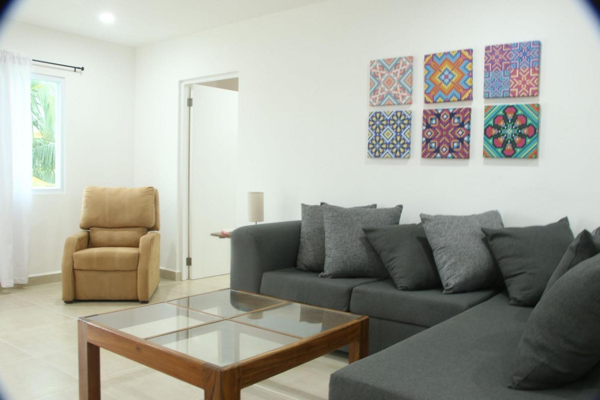 Edifico Con Departamentos Amplios Cerca De La Playa Apartment ปัวร์โตโมเรลอส ภายนอก รูปภาพ